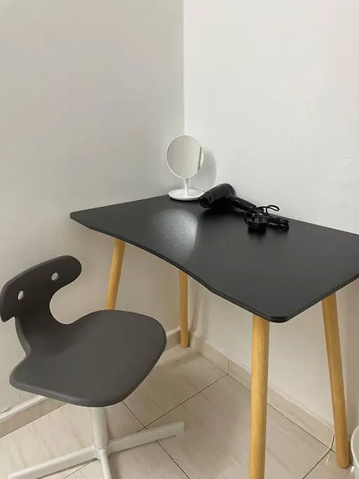 Ipoh Guest House 8-9 Pax