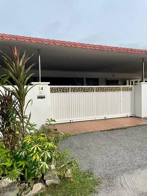 Apartment Ipoh Guest House 8-9 Pax